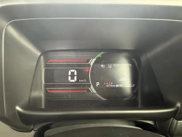 スズキ スペーシア ギア HYBRID XZターボ 愛知県 2024(令6)年 0.5万km ココナッツベージュメタリック スズキ純正メモリーナビゲーション/　　・9インチHDディスプレイ/　　・フルセグTV・AM/FMラジオ/　　・スマートフォン連携機能付/　　・Bluetooth(R)対応/　　・スズキコネクト対応通信機/全方位モニター用カメラ［フロント/サイド（左右）/バックカメラ］USBソケット/ステアリングリモコン/パドルシフト/MTモード/ステアリングヒーター/スリムサーキュレーター/ベンチシート/シートヒーター/オットマン/フルフラットシート/スズキセーフティサポート/　　・HUD/　　・衝突軽減システム/　　・横滑り防止機能/　　・レーンキープアシスト/　　・アダクティブクルーズコントロール/取扱説明書/保証書/ワンオーナー/スマートキー/スペアキー