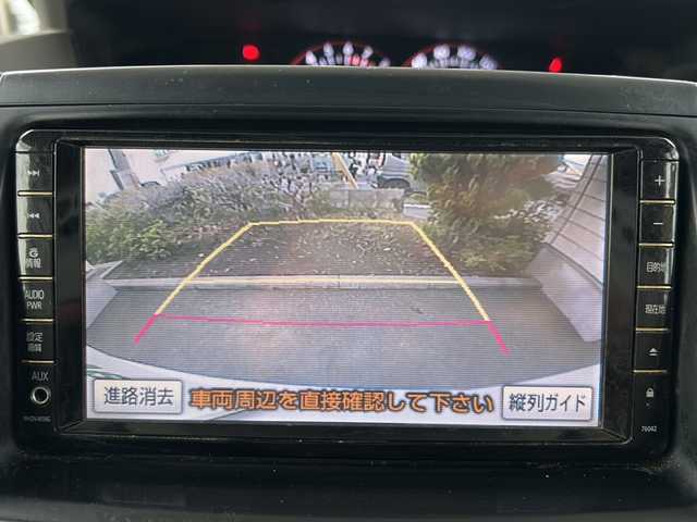 トヨタ ノア S Gエディション 東京都 2010(平22)年 10.8万km ホワイトパールクリスタルシャイン 純正HDDナビ/【フルセグ・DVD再生可・CD】/純正フリップダウンモニター/ETC/両側パワースライドドア/バックカメラ/ウォークスルー＆チップアップシート/純正フロアマット/純正16インチアルミホイール/オートライト/ABS