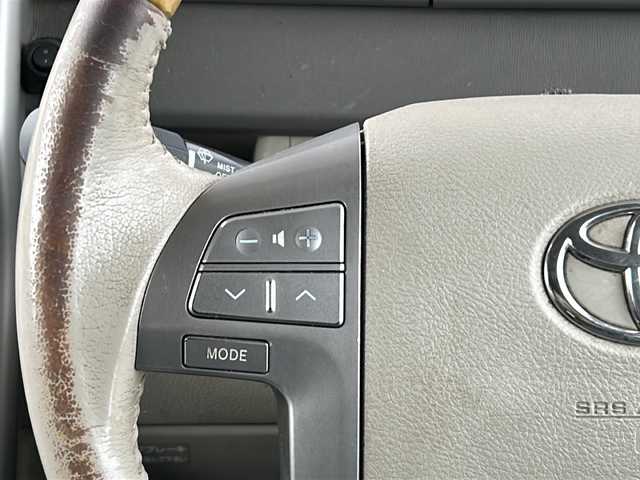 トヨタ ノア S Gエディション 東京都 2010(平22)年 10.8万km ホワイトパールクリスタルシャイン 純正HDDナビ/【フルセグ・DVD再生可・CD】/純正フリップダウンモニター/ETC/両側パワースライドドア/バックカメラ/ウォークスルー＆チップアップシート/純正フロアマット/純正16インチアルミホイール/オートライト/ABS