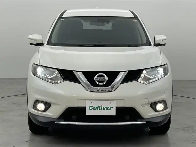 日産 エクストレイル 20Xtt エマージェンシーブレーキ 福岡県 2017(平29)年 5.5万km ブリリアントホワイトパール ワンオーナー　/純正ナビ　/全方位カメラ　/ビルトインＥＴＣ　/クルーズコントロール　/エマージェンシーブレーキ　/レーンキープ　/ＢＳＷ　/ヒルディセントコントロール　/シートヒーター　/パワーバックドア　/ＬＥＤライト