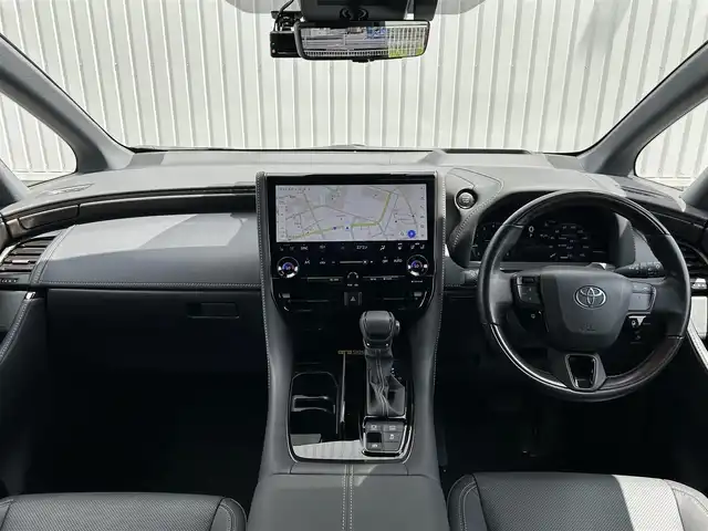 トヨタ アルファード Z 群馬県 2024(令6)年 1万km ブラック ワンオーナー/メーカーOPナビ/（Bluetooth/USB/HDMI/フルセグ）/バックカメラ/アラウンドビューモニター/ブラインドスポットモニター/Toyota Safety Sense/・プリクラッシュセーフティ/・レーントレーシングアシスト/・レーンディパーチャーアラート/・レーダークルーズコントロール/・アダプティブハイビームシステム/・オートマチックハイビーム/・ロードサインアシスト/・ドライバー異常時対応システム/・プロアクティブドライビングアシスト/・発進遅れ告知機能/・緊急時操舵支援（アクティブ操舵機能付）/・フロントクロストラフィックアラート/・レーンチェンジアシスト/サンルーフ/レザーシート/前席パワーシート/前席/2列目エアーシート/両側パワースライドドア/ビルトインETC/置くだけ充電/革巻きステアリング/ステアリングスイッチ/前後ドライブレコーダー/前後コーナーセンサー/純正18インチAW/スペアキー×1