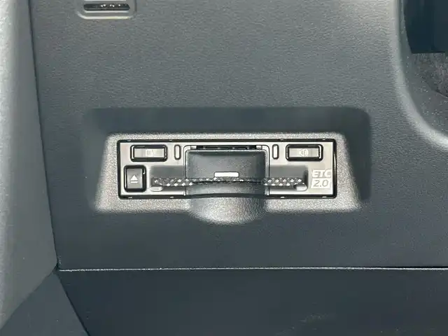 トヨタ アルファード Z 群馬県 2024(令6)年 1万km ブラック ワンオーナー/メーカーOPナビ/（Bluetooth/USB/HDMI/フルセグ）/バックカメラ/アラウンドビューモニター/ブラインドスポットモニター/Toyota Safety Sense/・プリクラッシュセーフティ/・レーントレーシングアシスト/・レーンディパーチャーアラート/・レーダークルーズコントロール/・アダプティブハイビームシステム/・オートマチックハイビーム/・ロードサインアシスト/・ドライバー異常時対応システム/・プロアクティブドライビングアシスト/・発進遅れ告知機能/・緊急時操舵支援（アクティブ操舵機能付）/・フロントクロストラフィックアラート/・レーンチェンジアシスト/サンルーフ/レザーシート/前席パワーシート/前席/2列目エアーシート/両側パワースライドドア/ビルトインETC/置くだけ充電/革巻きステアリング/ステアリングスイッチ/前後ドライブレコーダー/前後コーナーセンサー/純正18インチAW/スペアキー×1