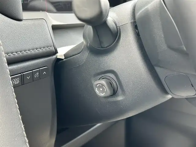 トヨタ アルファード Z 群馬県 2024(令6)年 1万km ブラック ワンオーナー/メーカーOPナビ/（Bluetooth/USB/HDMI/フルセグ）/バックカメラ/アラウンドビューモニター/ブラインドスポットモニター/Toyota Safety Sense/・プリクラッシュセーフティ/・レーントレーシングアシスト/・レーンディパーチャーアラート/・レーダークルーズコントロール/・アダプティブハイビームシステム/・オートマチックハイビーム/・ロードサインアシスト/・ドライバー異常時対応システム/・プロアクティブドライビングアシスト/・発進遅れ告知機能/・緊急時操舵支援（アクティブ操舵機能付）/・フロントクロストラフィックアラート/・レーンチェンジアシスト/サンルーフ/レザーシート/前席パワーシート/前席/2列目エアーシート/両側パワースライドドア/ビルトインETC/置くだけ充電/革巻きステアリング/ステアリングスイッチ/前後ドライブレコーダー/前後コーナーセンサー/純正18インチAW/スペアキー×1