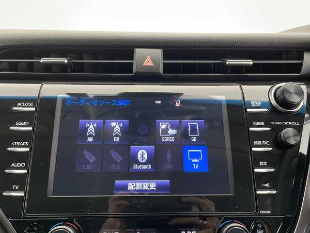 トヨタ カムリ WSレザーパッケージ 長野県 2019(平31)年 5.3万km プラチナホワイトパールマイカ 純正SDナビ（型番:B9108）/（フルセグTV＆CD＆BL＆SD＆USB）/バックカメラ/トヨタセーフティセンス/・クルーズコントロール（追従あり）/・レーンキープアシスト/・衝突被害軽減システム/・RCTA/・クリアランスソナー/・インテリジェントクリアランスソナー/パワーシート（前席）/レザーシート/シートヒーター（前席）/パドルシフト/ステアリングスイッチ/ドライブレコーダー（前）/ビルトインETC/電動パーキングブレーキ/ブレーキホールド/スマートキー/取扱説明書/保証書