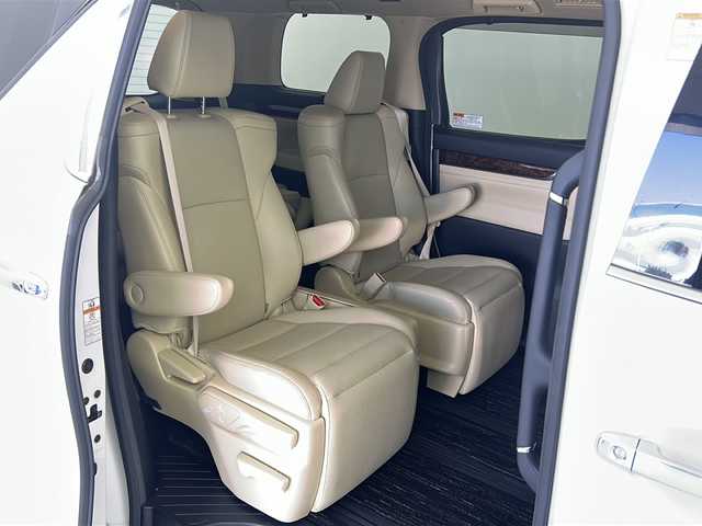 トヨタ アルファードハイブリット G 茨城県 2019(令1)年 4.9万km ホワイトパールクリスタルシャイン １１インチナビ　フルセグＴＶ　ＥＴＣ　ドラレコ　シートヒーター　シートエアコン　両側電動スライドドア　追従クルコン　ＬＥＤライト　ＢＳＭ　衝突軽減ブレーキ　コーナーセンサー　レーンキープ　スマートキー