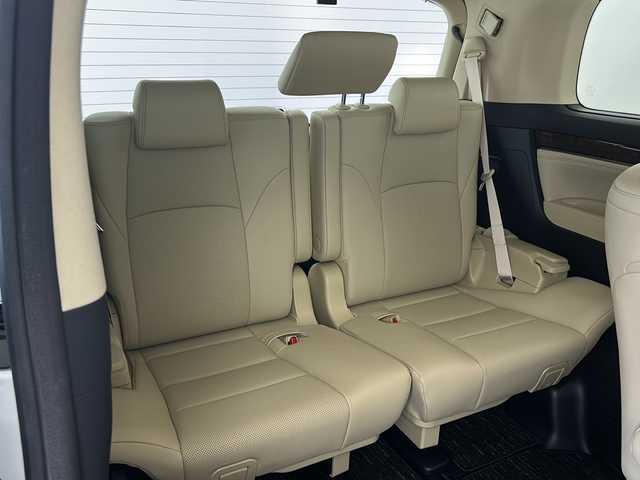 トヨタ アルファードハイブリット G 茨城県 2019(令1)年 4.9万km ホワイトパールクリスタルシャイン １１インチナビ　フルセグＴＶ　ＥＴＣ　ドラレコ　シートヒーター　シートエアコン　両側電動スライドドア　追従クルコン　ＬＥＤライト　ＢＳＭ　衝突軽減ブレーキ　コーナーセンサー　レーンキープ　スマートキー