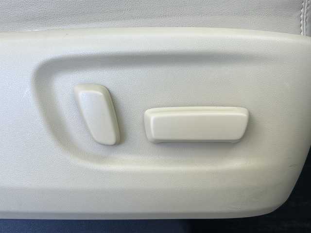 トヨタ アルファードハイブリット G 茨城県 2019(令1)年 4.9万km ホワイトパールクリスタルシャイン １１インチナビ　フルセグＴＶ　ＥＴＣ　ドラレコ　シートヒーター　シートエアコン　両側電動スライドドア　追従クルコン　ＬＥＤライト　ＢＳＭ　衝突軽減ブレーキ　コーナーセンサー　レーンキープ　スマートキー