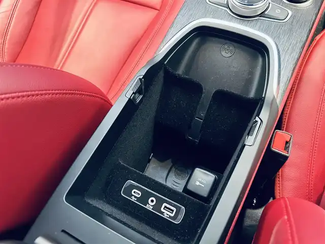 アルファロメオ ステルヴィオ 2.2ターボ ディーゼルQ4 スプリント 大阪府 2021(令3)年 1.9万km グレー 赤革/パワーシート/Dシートメモリ/シートヒーター/ステアリングヒーター/純正ナビ/TV/バックカメラ/applecarplay/ACC/純正18インチAW/HIDヘッドライト/電動リアゲート/ワイヤレス充電/ブラインドスポット/パドルシフト