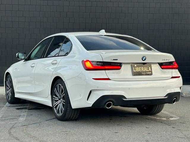 ＢＭＷ ３２０ｄ xDrive Mスポーツ 埼玉県 2020(令2)年 4.5万km アルピンホワイトⅢ ワンオーナー　/黒革シート　/純正ナビ　/ACC　/ハイラインパッケージ　/コンフォートパッケージ　/フルセグTV　/全周囲カメラ　/ドライブレコーダー　/ETC