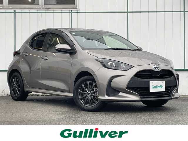 トヨタ ヤリス ハイブリッド G 山梨県 2020(令2)年 2.7万km アバンギャルドブロンズメタリック ワンオーナー/4WD/純正ディスプレイオーディオ/Bluetooth接続/バックカメラ/ETC2.0/レーダークルーズコントロール/プリクラッシュセーフティシステム/レーンキープアシスト/オートマチックハイビーム/ステアリングスイッチ/サイドバイザー/スペアキー/取扱説明書/保証書/純正ホイールキャップ付きサマータイヤ車載（185/60/15）