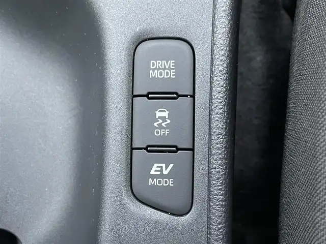 トヨタ ヤリス ハイブリッド G 山梨県 2020(令2)年 2.7万km アバンギャルドブロンズメタリック ワンオーナー/4WD/純正ディスプレイオーディオ/Bluetooth接続/バックカメラ/ETC2.0/レーダークルーズコントロール/プリクラッシュセーフティシステム/レーンキープアシスト/オートマチックハイビーム/ステアリングスイッチ/サイドバイザー/スペアキー/取扱説明書/保証書/純正ホイールキャップ付きサマータイヤ車載（185/60/15）