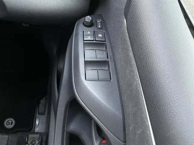 トヨタ ヤリス ハイブリッド G 山梨県 2020(令2)年 2.7万km アバンギャルドブロンズメタリック ワンオーナー/4WD/純正ディスプレイオーディオ/Bluetooth接続/バックカメラ/ETC2.0/レーダークルーズコントロール/プリクラッシュセーフティシステム/レーンキープアシスト/オートマチックハイビーム/ステアリングスイッチ/サイドバイザー/スペアキー/取扱説明書/保証書/純正ホイールキャップ付きサマータイヤ車載（185/60/15）