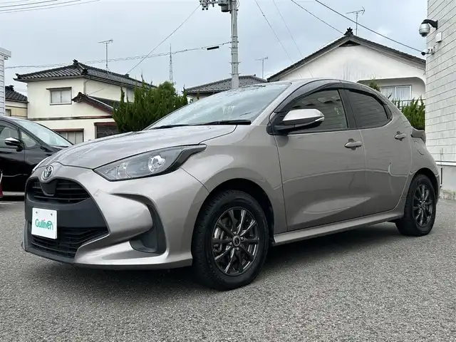 トヨタ ヤリス ハイブリッド G 山形県 2020(令2)年 2.7万km アバンギャルドブロンズメタリック ワンオーナー/4WD/純正ディスプレイオーディオ/Bluetooth接続/バックカメラ/ETC2.0/レーダークルーズコントロール/プリクラッシュセーフティシステム/レーンキープアシスト/オートマチックハイビーム/ステアリングスイッチ/純正バイザー/スペアキー/取扱説明書/保証書/サマータイヤ車載（185/60/15）