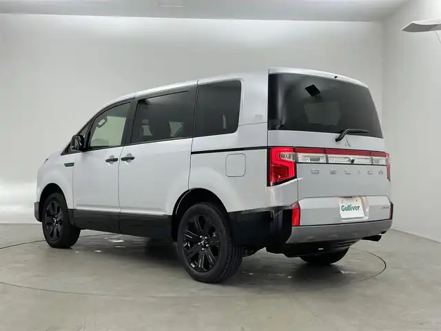 三菱 デリカＤ：５ シャモニー 埼玉県 2025(令7)年 0.1千km 白Ⅱ 登録済未使用車　マルチアラウンドモニター　ＢＳＭ　レーダークルーズコントロール　シートヒーター　ステアリングヒーター　パドルシフト　ハーフレザー　純正アルミホイール　オートライト　ＬＥＤヘッドライト