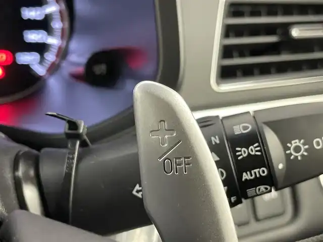 三菱 デリカＤ：５ シャモニー 埼玉県 2025(令7)年 0.1千km 白Ⅱ 登録済未使用車　マルチアラウンドモニター　ＢＳＭ　レーダークルーズコントロール　シートヒーター　ステアリングヒーター　パドルシフト　ハーフレザー　純正アルミホイール　オートライト　ＬＥＤヘッドライト