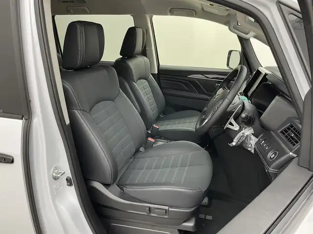 三菱 デリカＤ：５ シャモニー 埼玉県 2025(令7)年 0.1千km 白Ⅱ 登録済未使用車　マルチアラウンドモニター　ＢＳＭ　レーダークルーズコントロール　シートヒーター　ステアリングヒーター　パドルシフト　ハーフレザー　純正アルミホイール　オートライト　ＬＥＤヘッドライト