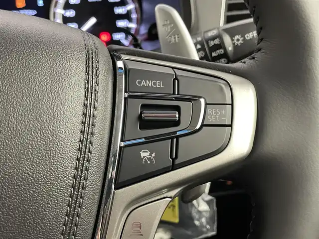 三菱 デリカＤ：５ シャモニー 埼玉県 2025(令7)年 0.1千km 白Ⅱ 登録済未使用車　マルチアラウンドモニター　ＢＳＭ　レーダークルーズコントロール　シートヒーター　ステアリングヒーター　パドルシフト　ハーフレザー　純正アルミホイール　オートライト　ＬＥＤヘッドライト