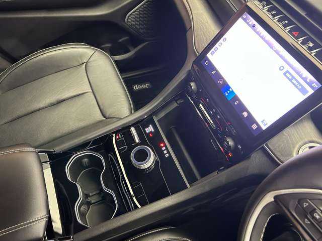 クライスラー・ジープ ジープ グランドチェロキー LTD 千葉県 2023(令5)年 1.8万km 赤 パノラマＳＲ　/黒革シート　/ＡＣＣ　/ナビ　/ＴＶ　/３６０°/Ｂｌｕｅｔｏｏｔｈ接続　/電動シート　/シートＨ　/ベンチレーション　　/デジタルインナーミラー　/電動リアゲート　/衝突軽減Ｂ　/ＢＳＭ　/ドラレコ　/ＥＴＣ