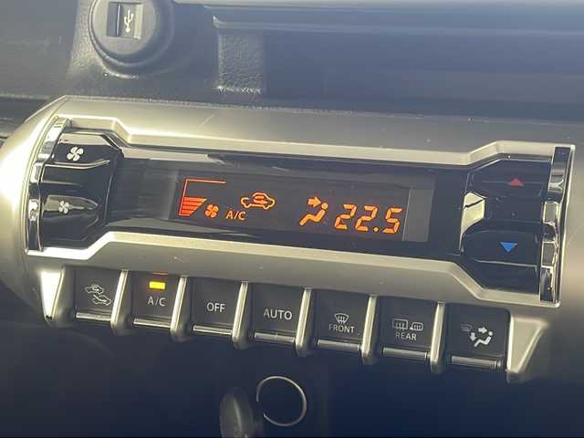 スズキ クロスビー HYBRID MZ 岐阜県 2019(令1)年 2.2万km キャラバンアイボリーパールメタリック/ホワイト 2トーンルーフ フルタイム４ＷＤ/純正８インチナビ（CN-RZ843）/AM/FM/フルセグTV/Bluetooth/CD/DVD/SD/全周囲カメラ　/ビルトインＥＴＣ　/前方ドラレコ　/ＬＥＤヘッドライト　/フォグランプ　/純正フロアマット　/純正１６ＡＷ　/ＵＳＢ端子　/スマートキー/スズキセーフティーサポート/デュアルセンサーブレーキサポートII/パーキングセンサー/アダプティブハイビームアシスト/ヒルディセントコントロール/ヒルホールドコントロール/アイドリングストップ/スタッドレスタイヤ積込（175/60/R16)