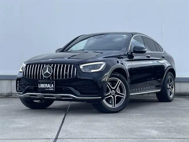 メルセデス・ベンツ ＧＬＣ２２０ d 4マチック クーペ AMGライン 東京都 2019(令1)年 2.9万km オブシディアンブラック 純正ナビ/フルセグTV/Bluetooth接続/360°カメラ/ガラスサンルーフ/ハーフレザーシート/電動パワーシート/シートヒーター/デジタルインナーミラー/前後ドライブレコーダー/アダプティブクルーズコントロール/ブラインドスポットモニター/レーンキープアシスト/衝突被害軽減ブレーキ/パナメーラグリル(社外)/AMGフロアマット/パワーバックドア/ETC