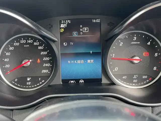 メルセデス・ベンツ ＧＬＣ２２０ d 4マチック クーペ AMGライン 東京都 2019(令1)年 2.9万km オブシディアンブラック 純正ナビ/フルセグTV/Bluetooth接続/360°カメラ/ガラスサンルーフ/ハーフレザーシート/電動パワーシート/シートヒーター/デジタルインナーミラー/前後ドライブレコーダー/アダプティブクルーズコントロール/ブラインドスポットモニター/レーンキープアシスト/衝突被害軽減ブレーキ/パナメーラグリル(社外)/AMGフロアマット/パワーバックドア/ETC