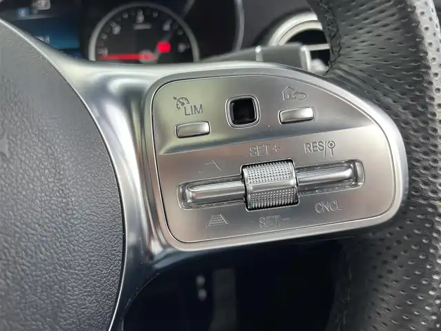 メルセデス・ベンツ ＧＬＣ２２０ d 4マチック クーペ AMGライン 東京都 2019(令1)年 2.9万km オブシディアンブラック 純正ナビ/フルセグTV/Bluetooth接続/360°カメラ/ガラスサンルーフ/ハーフレザーシート/電動パワーシート/シートヒーター/デジタルインナーミラー/前後ドライブレコーダー/アダプティブクルーズコントロール/ブラインドスポットモニター/レーンキープアシスト/衝突被害軽減ブレーキ/パナメーラグリル(社外)/AMGフロアマット/パワーバックドア/ETC