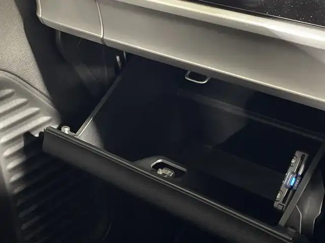 スズキ スペーシア カスタム HYBRID GS 福岡県 2020(令2)年 3.9万km ブルーイッシュブラックパール3 ・社外7インチナビ/（CD、DVD、フルセグ、Bluetooth）/・片側パワースライドドア/・アイドリングストップ/・プッシュスタート/・ステアリングスイッチ/・衝突被害軽減ブレーキ/・レーンキープアシスト/・シートヒーター/・オートライト/・フォグライト/・電格ミラー/・ウィンカーミラー/・ETC/・純正14インチAW