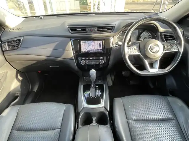 日産 エクストレイル ハイブリッド 20Xi 道央・札幌 2018(平30)年 5.8万km ダイヤモンドブラック ・4WD/・衝突軽減ブレーキ/・社外ナビ/CD&DVD&BT&USB&フルセグTV/・プロパイロット/・インテリジェントクルーズコントロール/・全方位カメラ/・バックカメラ/・デジタルインナーミラー/・電動リアゲート/・レザーシート/・ビルトインETC/・前後コーナーセンサー/・前後クリアランスソナー/・ABS/・横滑り防止装置/・盗難防止装置/・ダウンヒルアシストコントロール/・オートライト/・LEDヘッドライト/・フォグランプ/・電動格納ミラー/・ウィンカーミラー/・ルーフレール/・ドアバイザー/・スペアキー1本/・保証書/・取扱説明書