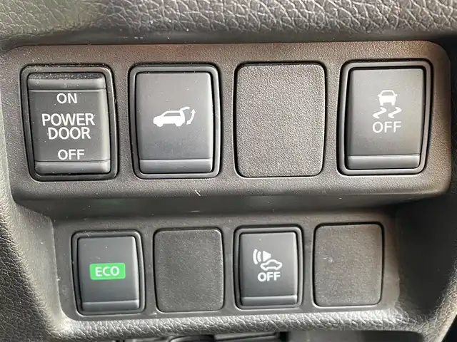 日産 エクストレイル ハイブリッド 20Xi 道央・札幌 2018(平30)年 5.8万km ダイヤモンドブラック ・4WD/・衝突軽減ブレーキ/・社外ナビ/CD&DVD&BT&USB&フルセグTV/・プロパイロット/・インテリジェントクルーズコントロール/・全方位カメラ/・バックカメラ/・デジタルインナーミラー/・電動リアゲート/・レザーシート/・ビルトインETC/・前後コーナーセンサー/・前後クリアランスソナー/・ABS/・横滑り防止装置/・盗難防止装置/・ダウンヒルアシストコントロール/・オートライト/・LEDヘッドライト/・フォグランプ/・電動格納ミラー/・ウィンカーミラー/・ルーフレール/・ドアバイザー/・スペアキー1本/・保証書/・取扱説明書