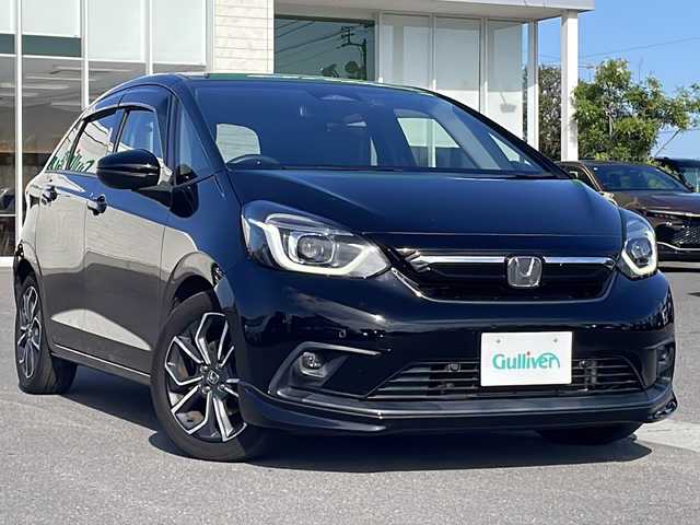 ホンダ フィット ホーム 香川県 2020(令2)年 7.6万km クリスタルブラックパール 純正8インチHonda　CONNECTナビ/フルセグテレビ/CD／DVD再生機能/バックカメラ/前後ドライブレコーダー/前後コーナーセンサー/LEDヘッドライト/ワイパーデアイサ―/ETC/スペアキー