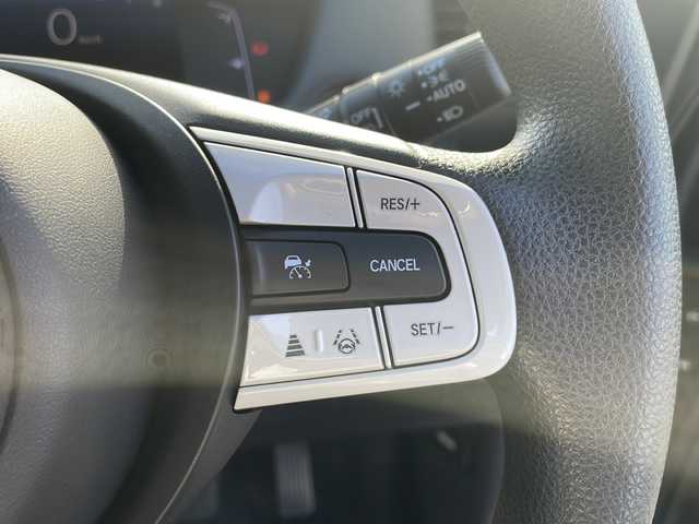 ホンダ フィット ホーム 香川県 2020(令2)年 7.6万km クリスタルブラックパール 純正8インチHonda　CONNECTナビ/フルセグテレビ/CD／DVD再生機能/バックカメラ/前後ドライブレコーダー/前後コーナーセンサー/LEDヘッドライト/ワイパーデアイサ―/ETC/スペアキー