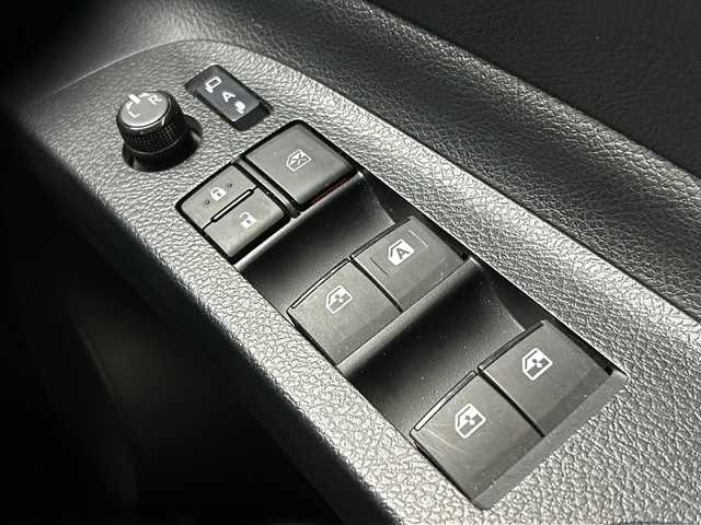 トヨタ シエンタ G クエロ 宮城県 2018(平30)年 4.9万km ブラックマイカ 純正ナビ/・BT接続/フルセグTV/トヨタセーフティセンス/・プリクラッシュセーフティ/・レーンディパーチャーアラート/・プリクラッシュセーフティブレーキ/・クリアランスソナー/・オートマチックハイビーム/両側パワースライドドア/ビルトインETC/革巻きステアリング/・パワーステアリング/・ステアリングスイッチ/LEDヘッドライト/・LEDフォグランプ