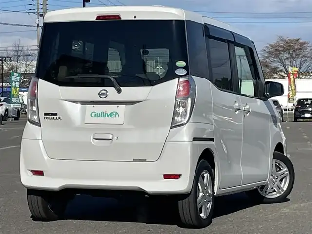 日産 デイズ ルークス X 道央・札幌 2017(平29)年 6.7万km ホワイトパール ４WD/寒冷地仕様/社外メモリーナビ/CD/DVD/BT/フルセグ/エマージェンシーブレーキ/横滑り防止装置/ミラー型アラウンドビューモニター/アイドリングストップ/片側パワースライドドア/D席シートヒーター/プッシュスタート/スマートキー/ハロゲンヘッドライト/ヘッドライトレベライザー/電動格納ミラー/純正フロアマット/ドアバイザー