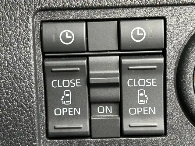 ダイハツ ムーヴ キャンバス セオリー G 岡山県 2022(令4)年 2.8万km レーザーブルークリスタルシャイン 登録時走行距離27331km/両側パワースライドドア/衝突回避支援ブレーキ機能/横滑り防止装置/コーナーセンサー/アイドリングストップ/電動パーキングブレーキ/オートブレーキホールド機能/オートライト/D/N席シートヒーター/プッシュスタート/スマートキー×2/純正フロアマット/15インチスタッドレスタイヤ/純正シートカバー