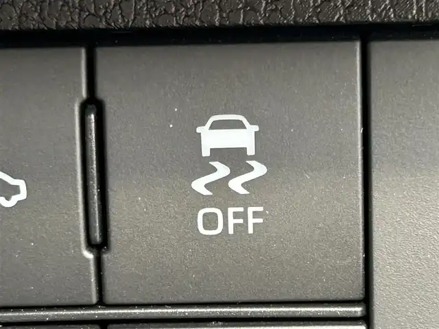 ダイハツ ムーヴ キャンバス セオリー G 岡山県 2022(令4)年 2.8万km レーザーブルークリスタルシャイン 登録時走行距離27331km/両側パワースライドドア/衝突回避支援ブレーキ機能/横滑り防止装置/コーナーセンサー/アイドリングストップ/電動パーキングブレーキ/オートブレーキホールド機能/オートライト/D/N席シートヒーター/プッシュスタート/スマートキー×2/純正フロアマット/15インチスタッドレスタイヤ/純正シートカバー