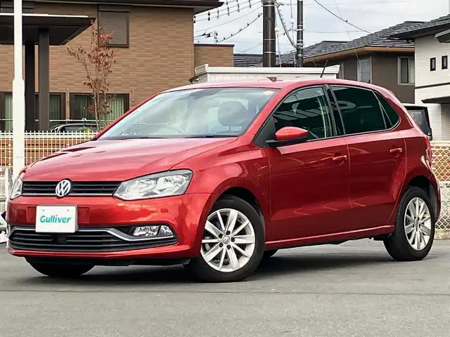 フォルクスワーゲン ポロ TSIコンフォートライン 静岡県 2015(平27)年 7.1万km サンセットレッドM 純正ナビ(CD/DVD/BT/フルセグ)/バックカメラ/パドルシフト/ドライブレコーダー前後/リモコンキー/スペアキー１本/パワーステアリング/パワーウィンドウ/アイドリングストップ/オートエアコン/レーダークルーズコントロール/フロアマット/布シート/純正アルミホイール/ABS/横滑り防止装置/オートライト/W+サイドエアバッグ