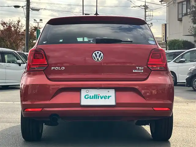 フォルクスワーゲン ポロ TSIコンフォートライン 静岡県 2015(平27)年 7.1万km サンセットレッドM 純正ナビ(CD/DVD/BT/フルセグ)/バックカメラ/パドルシフト/ドライブレコーダー前後/リモコンキー/スペアキー１本/パワーステアリング/パワーウィンドウ/アイドリングストップ/オートエアコン/レーダークルーズコントロール/フロアマット/布シート/純正アルミホイール/ABS/横滑り防止装置/オートライト/W+サイドエアバッグ