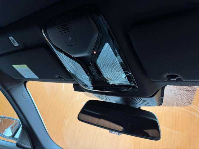 ＢＭＷ ５２３ｄ Mスポーツ 千葉県 2019(令1)年 4.5万km アルピンホワイトⅢ サンルーフ　/ハイラインＰＫＧ　/純正ナビ　/３６０°カメラ　/ＡＣＣ　/ＨＵＤ　/ｈ／ｋサウンド　/黒革　/シートヒーター　/パワーシート　/ＬＥＤヘッドライト　/オートライト　/パーキングアシスト　/ＥＴＣ　/パドルシフト