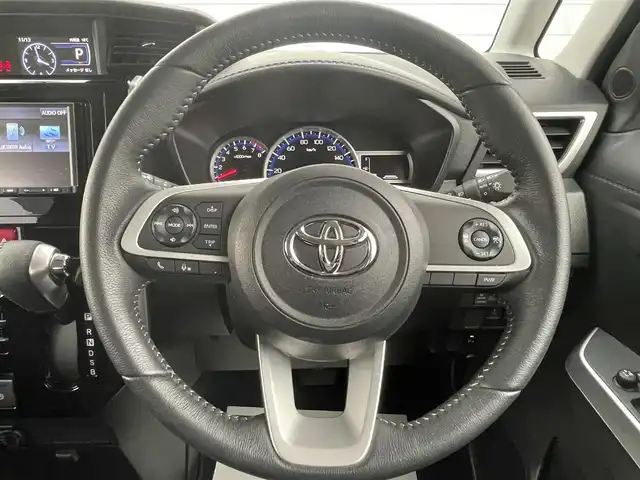 トヨタ ルーミー カスタムG 福岡県 2023(令5)年 0.8万km パールホワイトⅢ 純正7型SDナビ(フルセグＴＶ/ＣＤ/ＤＶＤ/ＢＴ) /トヨタセーフティー /コーナーセンサー/両側パワースライドドア/レーダークルコン /ドライブレコーダー【前後】 /オートホールド /USBポート /純正フロアマット /純正14インチアルミホイール /純正LEDヘッドライト /プッシュスタート /スマートキー