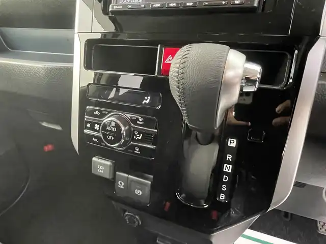 トヨタ ルーミー カスタムG 福岡県 2023(令5)年 0.8万km パールホワイトⅢ 純正7型SDナビ(フルセグＴＶ/ＣＤ/ＤＶＤ/ＢＴ) /トヨタセーフティー /コーナーセンサー/両側パワースライドドア/レーダークルコン /ドライブレコーダー【前後】 /オートホールド /USBポート /純正フロアマット /純正14インチアルミホイール /純正LEDヘッドライト /プッシュスタート /スマートキー