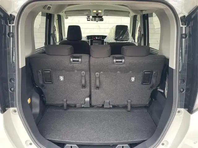 トヨタ ルーミー カスタムG 福岡県 2023(令5)年 0.8万km パールホワイトⅢ 純正7型SDナビ(フルセグＴＶ/ＣＤ/ＤＶＤ/ＢＴ) /トヨタセーフティー /コーナーセンサー/両側パワースライドドア/レーダークルコン /ドライブレコーダー【前後】 /オートホールド /USBポート /純正フロアマット /純正14インチアルミホイール /純正LEDヘッドライト /プッシュスタート /スマートキー