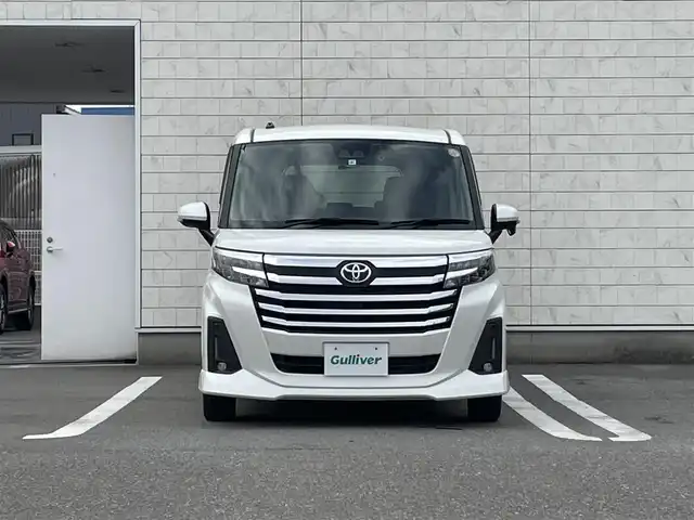 トヨタ ルーミー カスタムG 福岡県 2023(令5)年 0.8万km パールホワイトⅢ 純正7型SDナビ(フルセグＴＶ/ＣＤ/ＤＶＤ/ＢＴ) /トヨタセーフティー /コーナーセンサー/両側パワースライドドア/レーダークルコン /ドライブレコーダー【前後】 /オートホールド /USBポート /純正フロアマット /純正14インチアルミホイール /純正LEDヘッドライト /プッシュスタート /スマートキー
