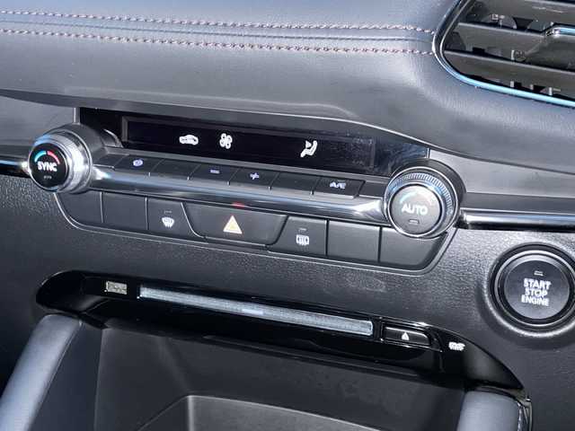 マツダ マツダ３ファストバック 15S ツーリング 岩手県 2019(令1)年 7.9万km ソウルレッドクリスタルM ナビ 全周囲 ヘッドアップディスプレイ ETC フルセグ Bluetooth再生 DVD再生 BSM HDMI レーダークルーズコントロール ドライブレコーダー 純正18インチAW オートLEDライト フォグランプ スマートキー