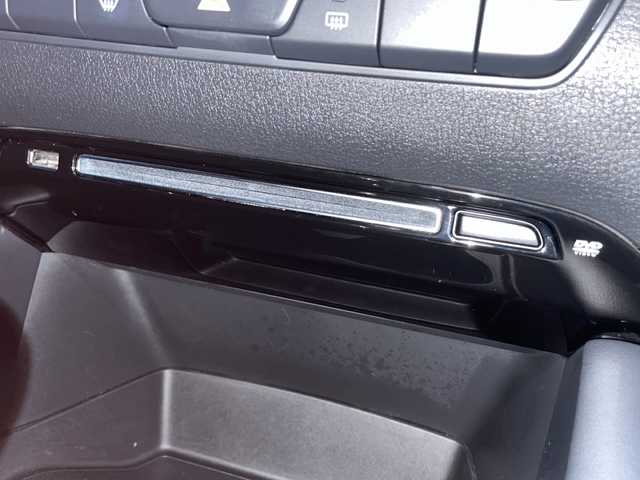 マツダ マツダ３ファストバック 15S ツーリング 岩手県 2019(令1)年 7.9万km ソウルレッドクリスタルM ナビ 全周囲 ヘッドアップディスプレイ ETC フルセグ Bluetooth再生 DVD再生 BSM HDMI レーダークルーズコントロール ドライブレコーダー 純正18インチAW オートLEDライト フォグランプ スマートキー