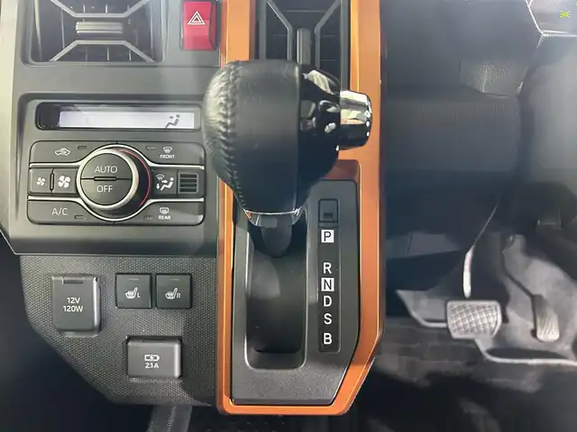 ダイハツ タフト G ターボ 佐賀県 2020(令2)年 2.3万km サンドベージュメタリック 純正7インチディスプレイオーディオ/AM/FM/USB/Bluetooth/Carplay/バックカメラ/衝突被害軽減システム/ガラスルーフ/レーダークルーズコントロール/レーンアシスト/ロードサインアシスト/先行車発信お知らせ機能/クリアランスソナー/オートライト/オートマチックハイビーム/LEDヘッドライト/LEDフォグライト/電子パーキング/ブレーキホールド/横滑り防止装置/ETC/純正前方ドライブレコダー/運転席・助手席シートヒーター/ISOFIX対応シート/純正フロアマット/純正15インチアルミホイール/スマートキー/プッシュスタート