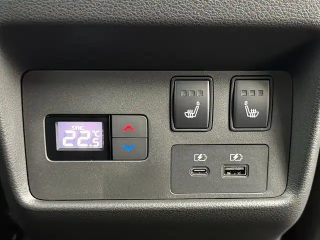 日産 エクストレイル G e－4ORCE 埼玉県 2024(令6)年 0.1万km ブリリアントホワイトパール 純正１２．３型ＤＡ　全方位　温シート　ＢＳＭ　ＨＵＤ　ＥＴＣ２．０　ＬＥＤ　プロパイロット　パーキングアシスト　パワーシート　パワーバックドア　ＡＣ１００V　ＢＴ　フルセグ　ダウンヒルアシスト　コネクトナビ