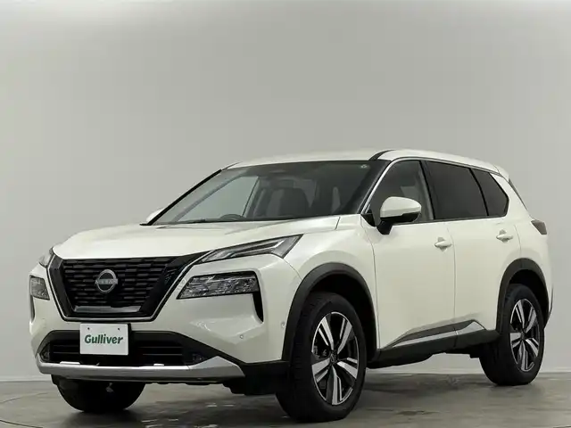 日産 エクストレイル G e－4ORCE 埼玉県 2024(令6)年 0.1万km ブリリアントホワイトパール 純正１２．３型ＤＡ　全方位　温シート　ＢＳＭ　ＨＵＤ　ＥＴＣ２．０　ＬＥＤ　プロパイロット　パーキングアシスト　パワーシート　パワーバックドア　ＡＣ１００V　ＢＴ　フルセグ　ダウンヒルアシスト　コネクトナビ