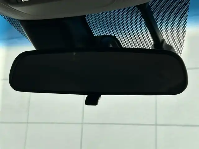 ホンダ フリード G ホンダセンシング 東京都 2022(令4)年 1.1万km ルナシルバーM Cパッケージ/コンフォートビューパッケージ/ホンダセンシング/衝突軽減ブレーキ/歩行者事故低減ステアリング/アダプティブクルーズコントロール/車線維持支援システム/路外逸脱抑制/誤発進抑制/先行車発進お知らせ/標識認識/マルチインフォメーションディスプレイ/純正ナビ/　CD/Bluetooth/SD/FM/AM/バックカメラ/両側パワースライドドア/純正ドライブレコーダー前後/ビルトインETC/オートライト/シートヒーター/電動オート格納ミラー/LEDウインカー付ミラー/親水ドアミラー/ヒーテッドドアミラー/熱線入フロントウインドウ/フロントドア撥水ガラス/車速連動間欠フロントワイパー/インパネセンターテーブル/シートバックポケット/センターアームレスト/ロールサンシェード/プッシュスタート/スマートキー/アイドリングストップ/純正フロアマット/ドアバイザー/保証書/取扱説明書/スペアキー