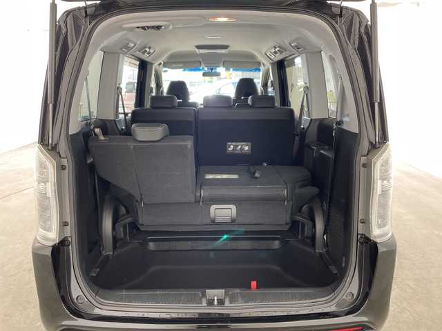 ホンダ ステップワゴン スパーダ Z クールスピリット 兵庫県 2012(平24)年 4.6万km プレミアムスパークルブラックパール ・純正ナビ/CD/DVD/USB/HDD/・純正フリップダウンモニター/・バックカメラ/・両側パワースライドドア/・クルーズコントロール/・パドルシフト/・HIDヘッドライト/・オートライト/・フォグランプ/・ハーフレザー/・純正17インチアルミホイール/・スマートキー/・保証書/・ワンオーナー