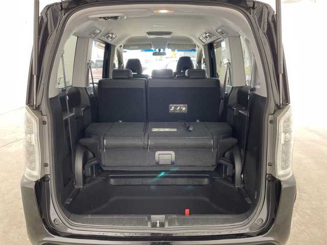 ホンダ ステップワゴン スパーダ Z クールスピリット 兵庫県 2012(平24)年 4.6万km プレミアムスパークルブラックパール ・純正ナビ/CD/DVD/USB/HDD/・純正フリップダウンモニター/・バックカメラ/・両側パワースライドドア/・クルーズコントロール/・パドルシフト/・HIDヘッドライト/・オートライト/・フォグランプ/・ハーフレザー/・純正17インチアルミホイール/・スマートキー/・保証書/・ワンオーナー